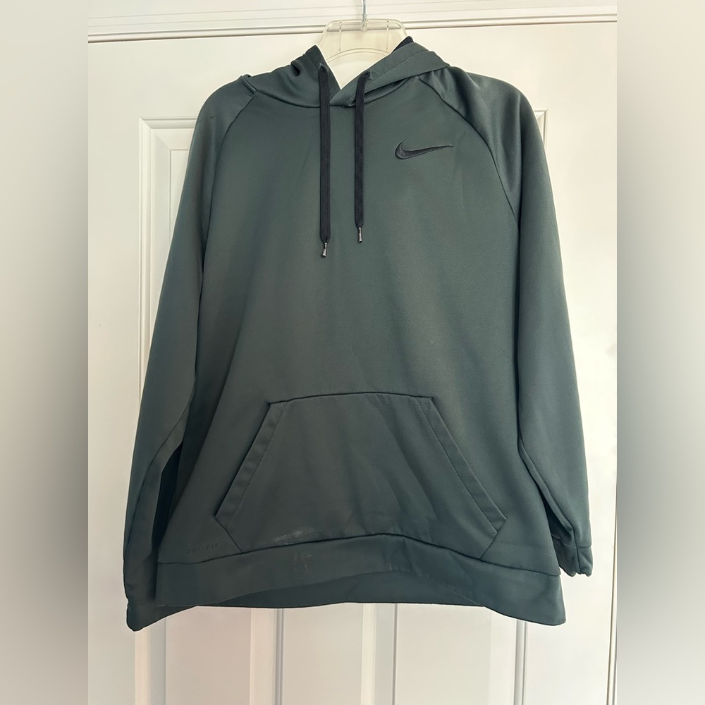 Size Large Nike Green Dri-FIT Hoodie